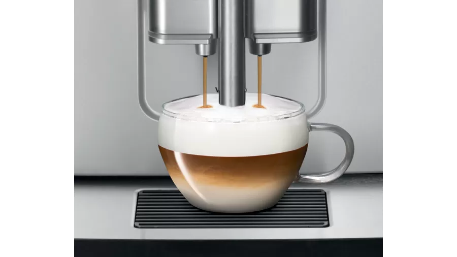 16029725_21608997_Montage_VeroCup_Sachaufnahme_Cappuccino_TIS30351DE_def